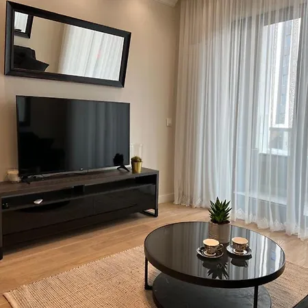 Apartment Waterfront Escape 104 *